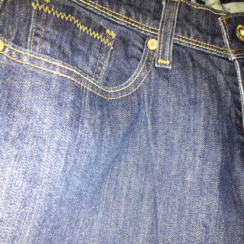 Boot cut Levis - Picture 2 of 3